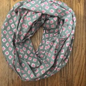 American Eagle Infinity Scarf